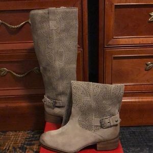 ZIBA Taupe boots